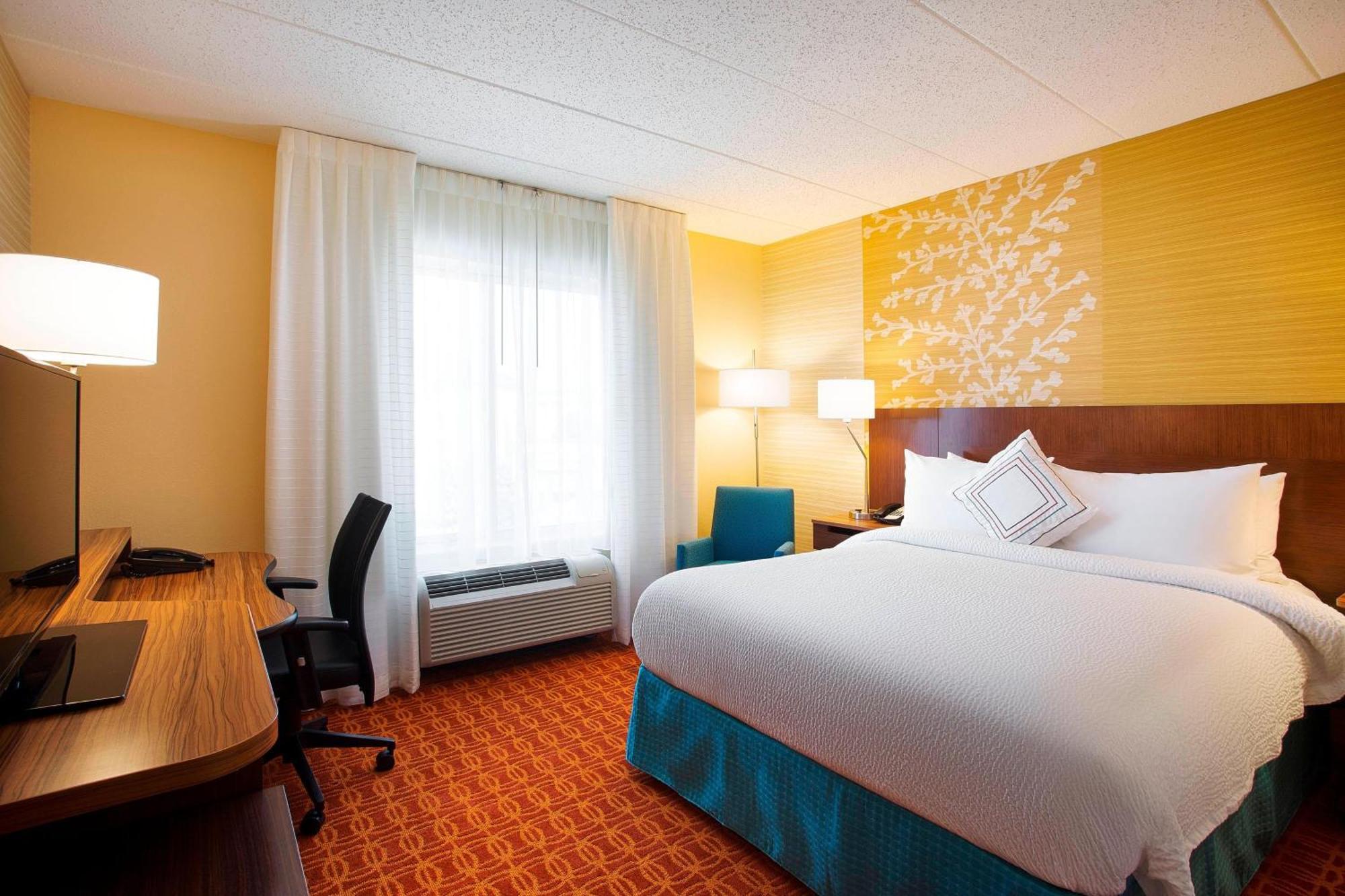 Fairfield Inn & Suites Chicago Midway Airport Bedford Park エクステリア 写真